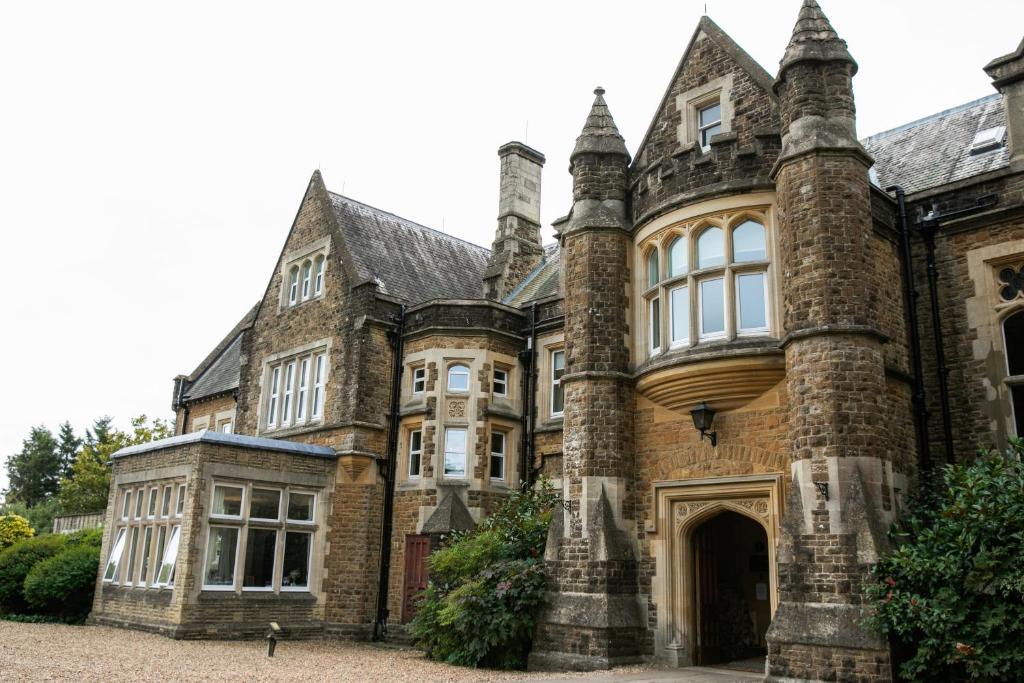 Отель Hartsfield Manor Доркинг Экстерьер фото
