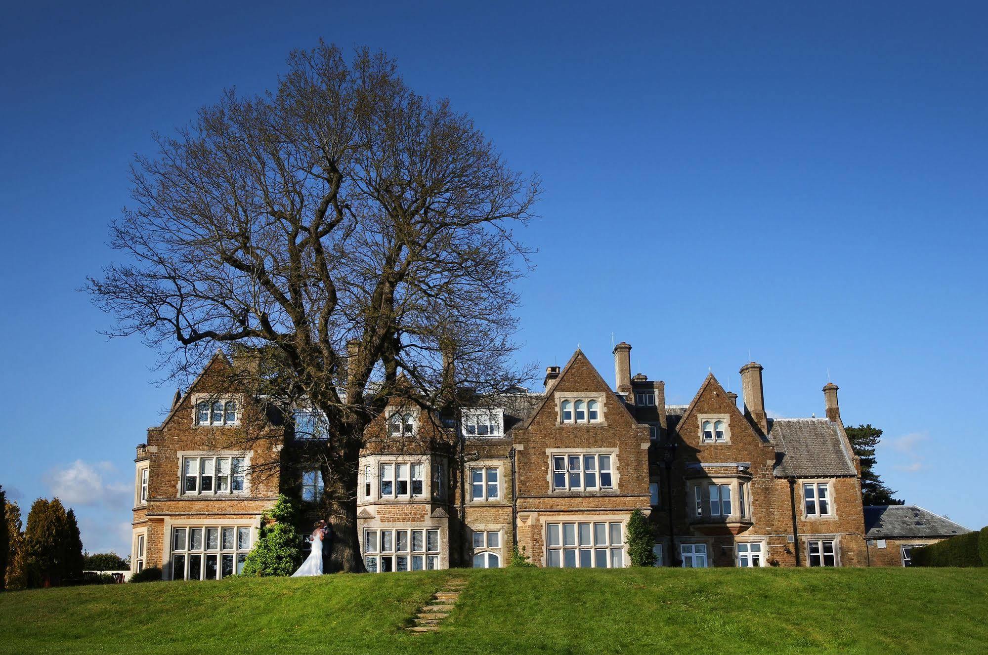 Отель Hartsfield Manor Доркинг Экстерьер фото